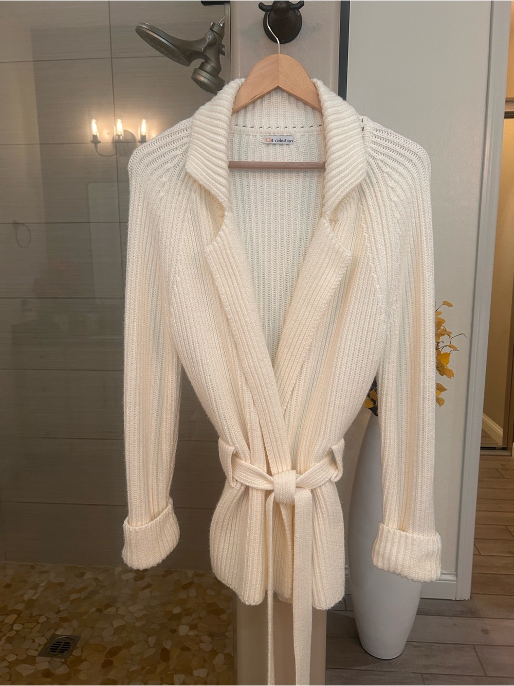 ART-Collection Cream Ribbed Shawl-Collar Belted Cardigan